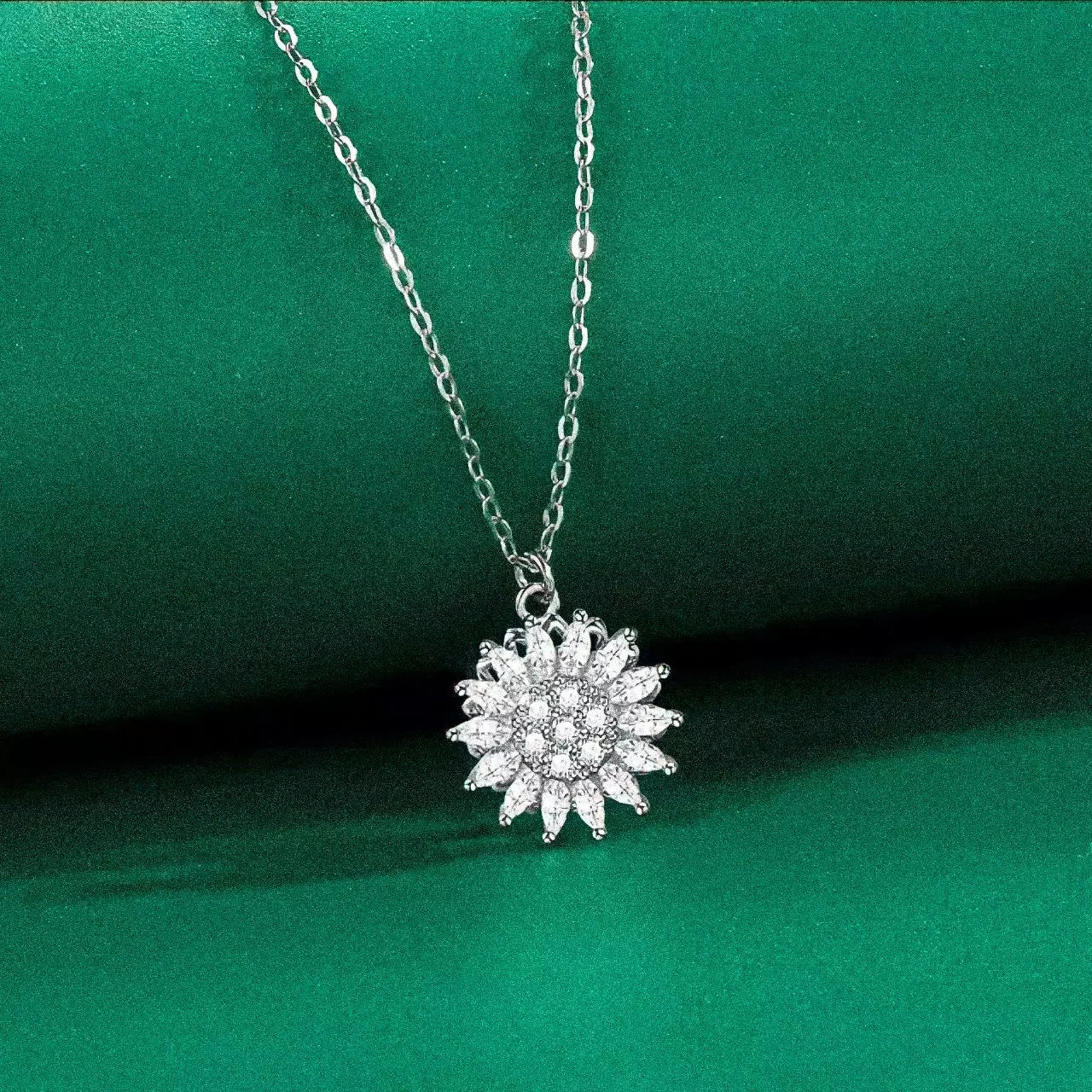 Colar Aurora | Girassol Giratório