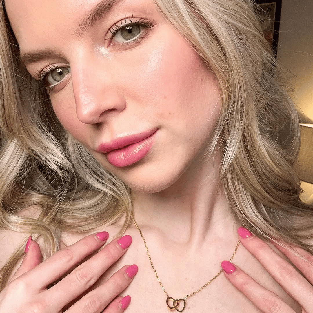 Floraza™ - Colar Dois Corações + Caixa Rotativa de Brinde