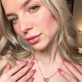 Afeto Puro™ - Colar Dois Corações Personalizado + Caixa Rotativa de Brinde