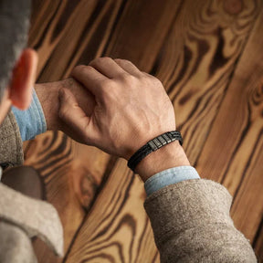 Bracelete Masculino Personalizável com nomes | Oferta Especial 50% OFF + Frete Grátis Somente Hoje!