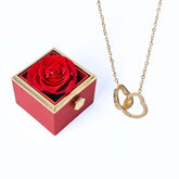 Colar Dois Corações + Caixa Rotativa de Brinde | Com nomes personalizavéis