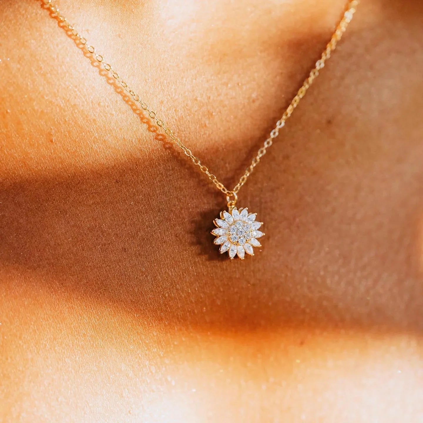 Colar Aurora | Girassol Giratório